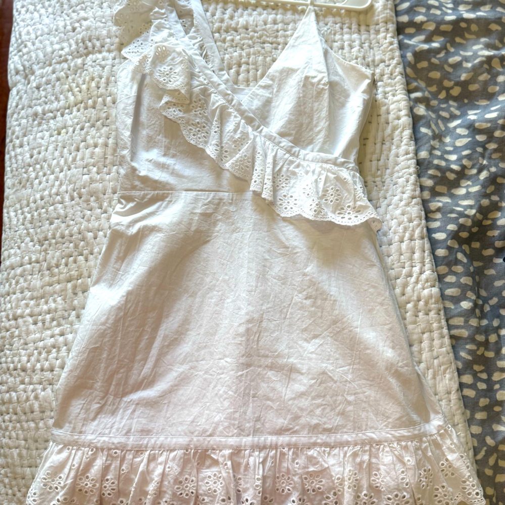NWT Lovers + Friends White Mini Dress Size Small - Picture 1 of 4